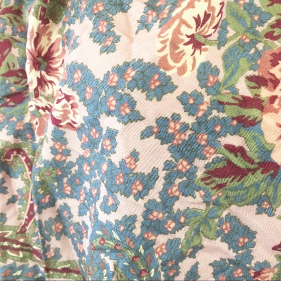 SOLD! VTG Ray Strauss Floral Large Square Scarf Rayon - Picture 6 of 9
